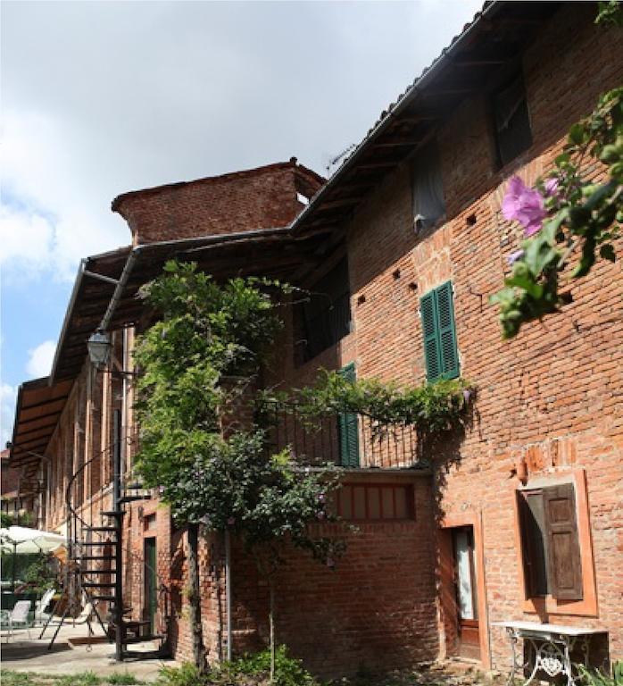 Agriturismo Olivazzi Quattordio Bagian luar foto